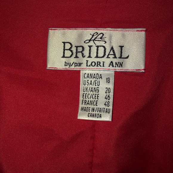 Beautiful Dress! - Picture 6 of 7